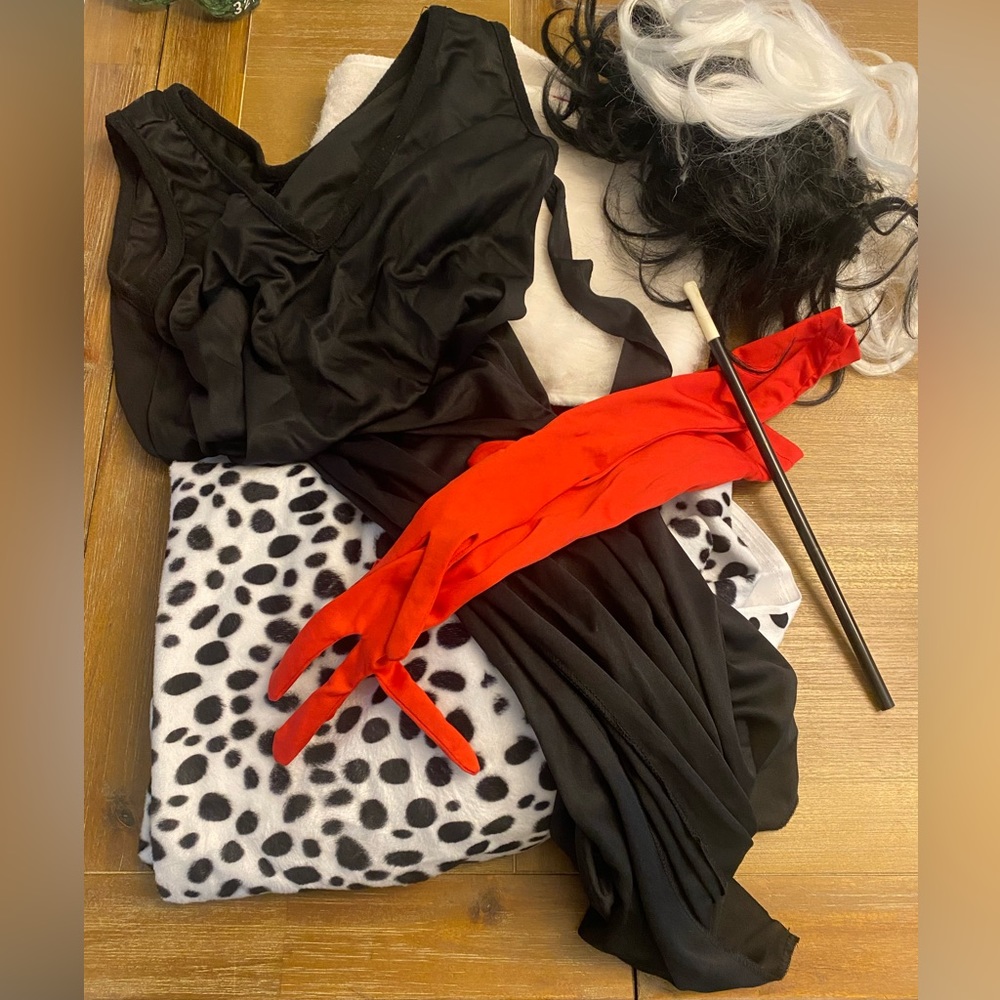 Adult cruella costume